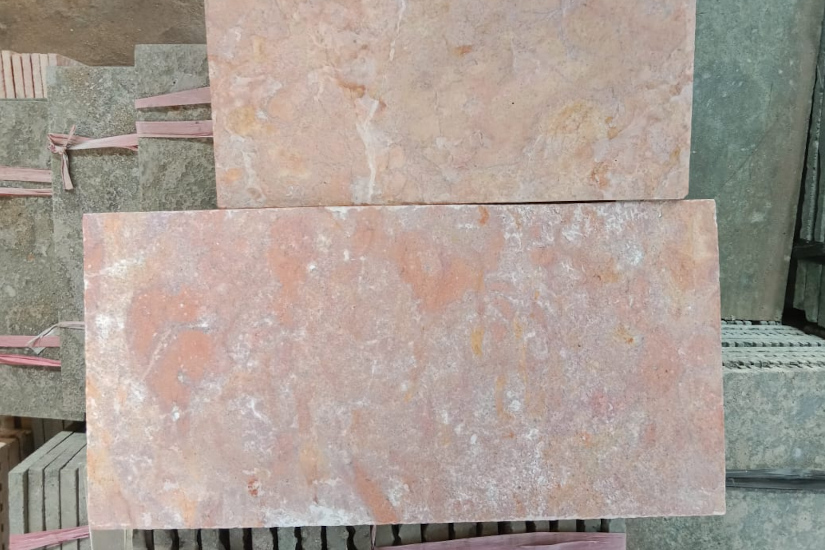 Yellow Red Lime Stone.